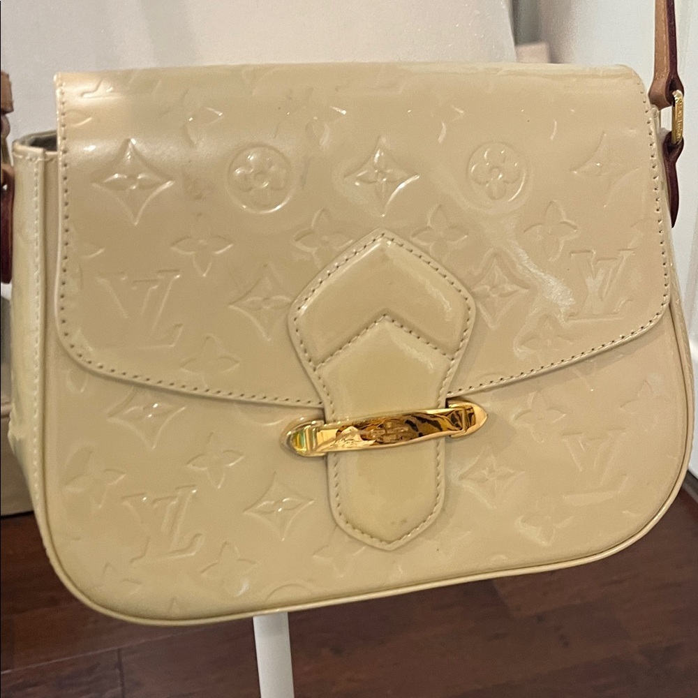 Louis Vuitton Monogram crossbody Vernis Bellflower GM bag - Picture 2 of 13